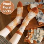 FORJMMP 5/10 Pairs Wool Socks for Women Thick Knit Vintage Cute Floral Crew Socks (5 Pairs-Orange Flowers)